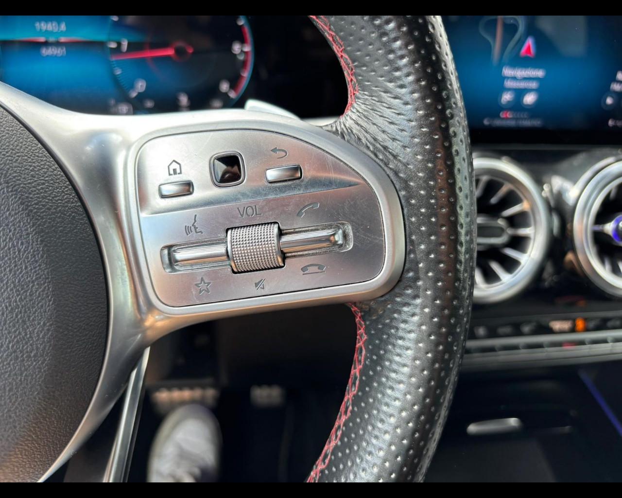 Mercedes-Benz GLB - X247 2019 - GLB 200 d Premium 4matic auto