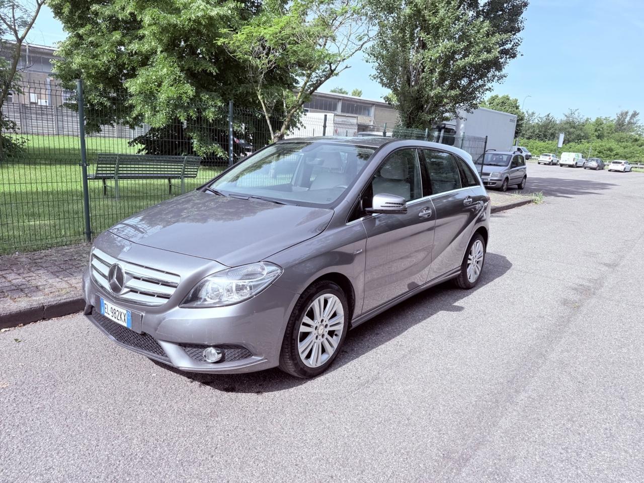Mercedes-benz B 200 CDI BlueEFFICIENCY