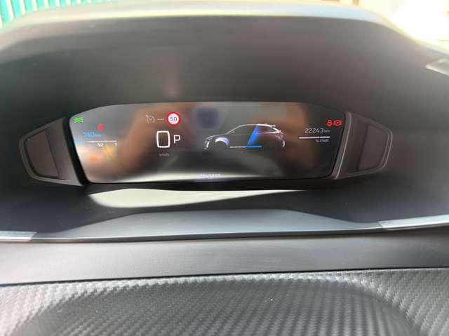 Peugeot 208 1.2 Hybrid Allure 110cv e-dcs 6
