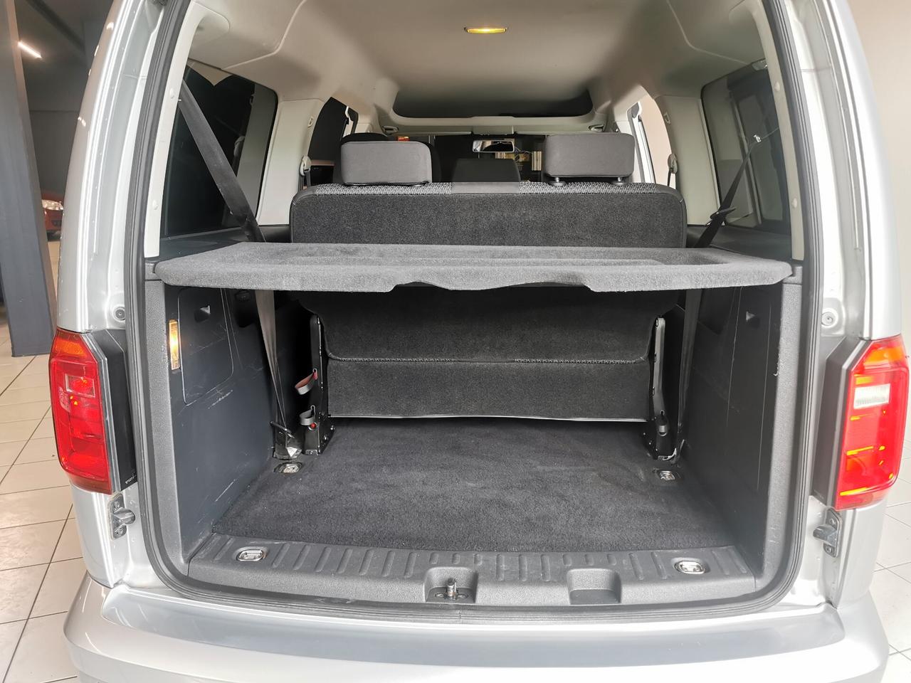 Volkswagen Caddy Pianale Ribassato 2.0 TDI 102 CV Highline Maxi 7 posti