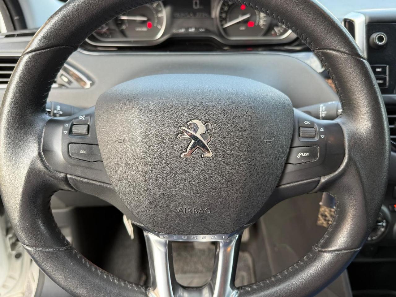 Peugeot 208 Active 1.2 PureTech 82 LPG #5818