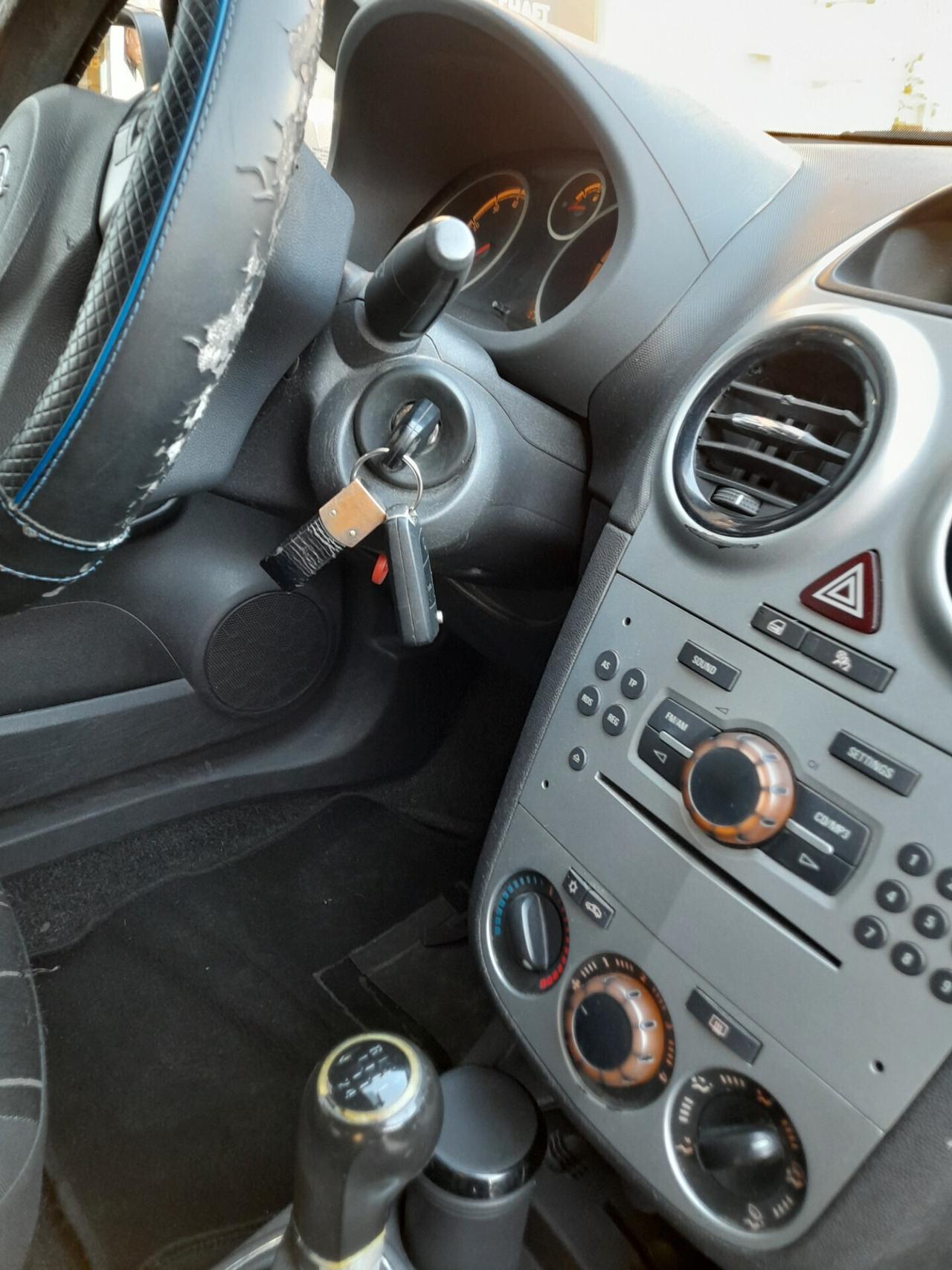 Opel Corsa 1200 GPL FINO AL 2030