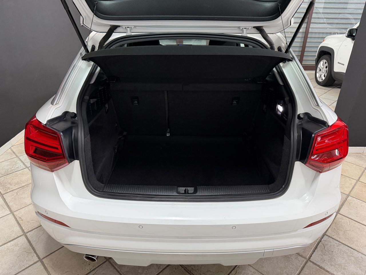 AUDI Q2 1.6 TDI (116) Design 2018