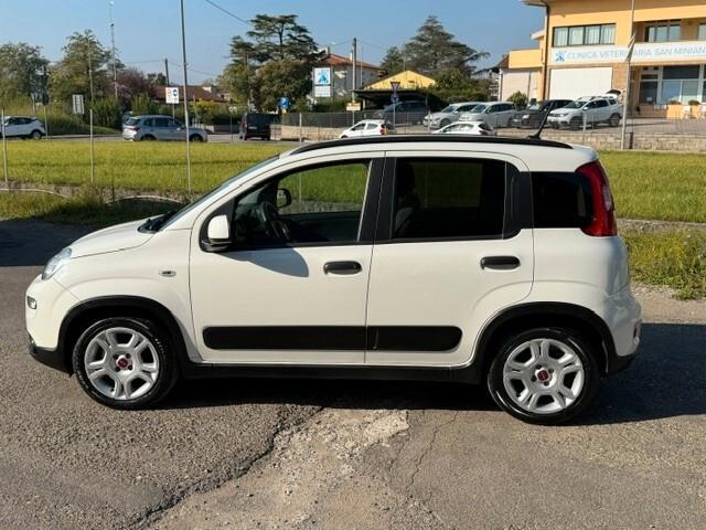 Fiat Panda 1.0 Hybrid City Life iva esposta.