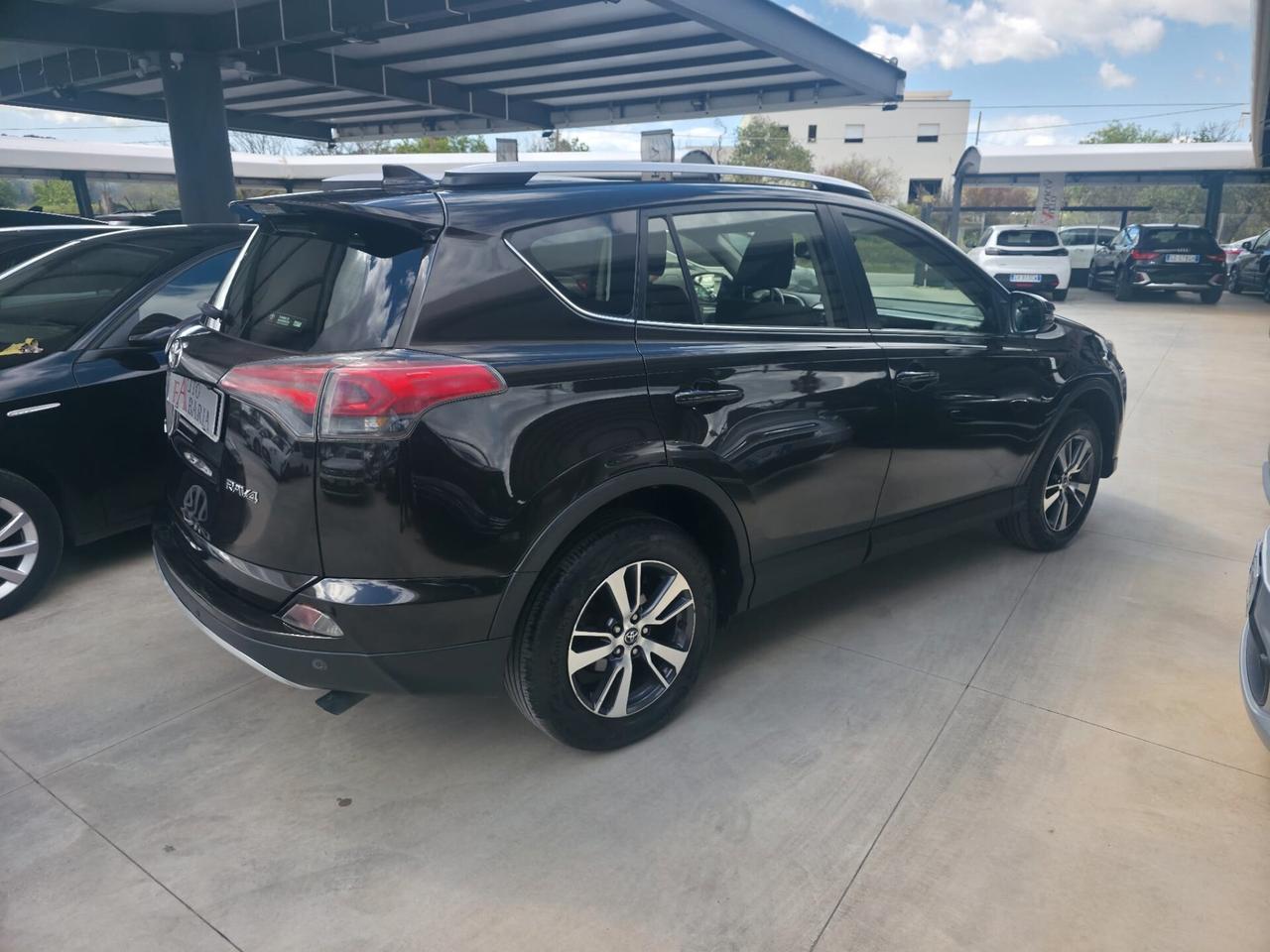 Toyota RAV 4 RAV4 2.0 D-4D 2WD Business