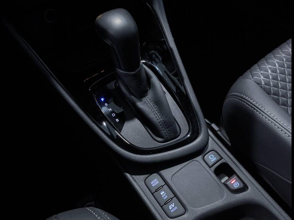 Toyota Yaris 1.5 VVT-iE Hybrid Lounge E-CVT