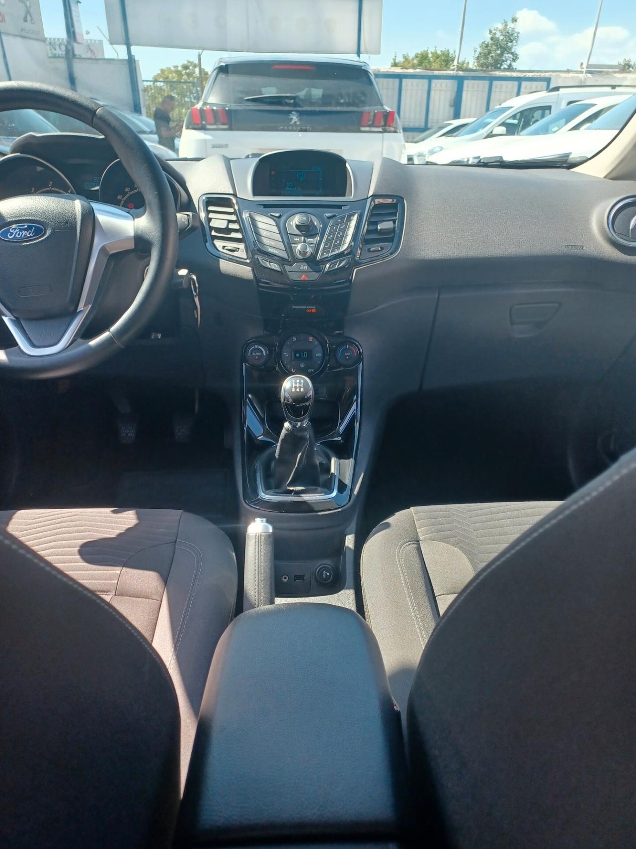 Ford Fiesta 1.6 TDCi 95CV 5 porte Titanium