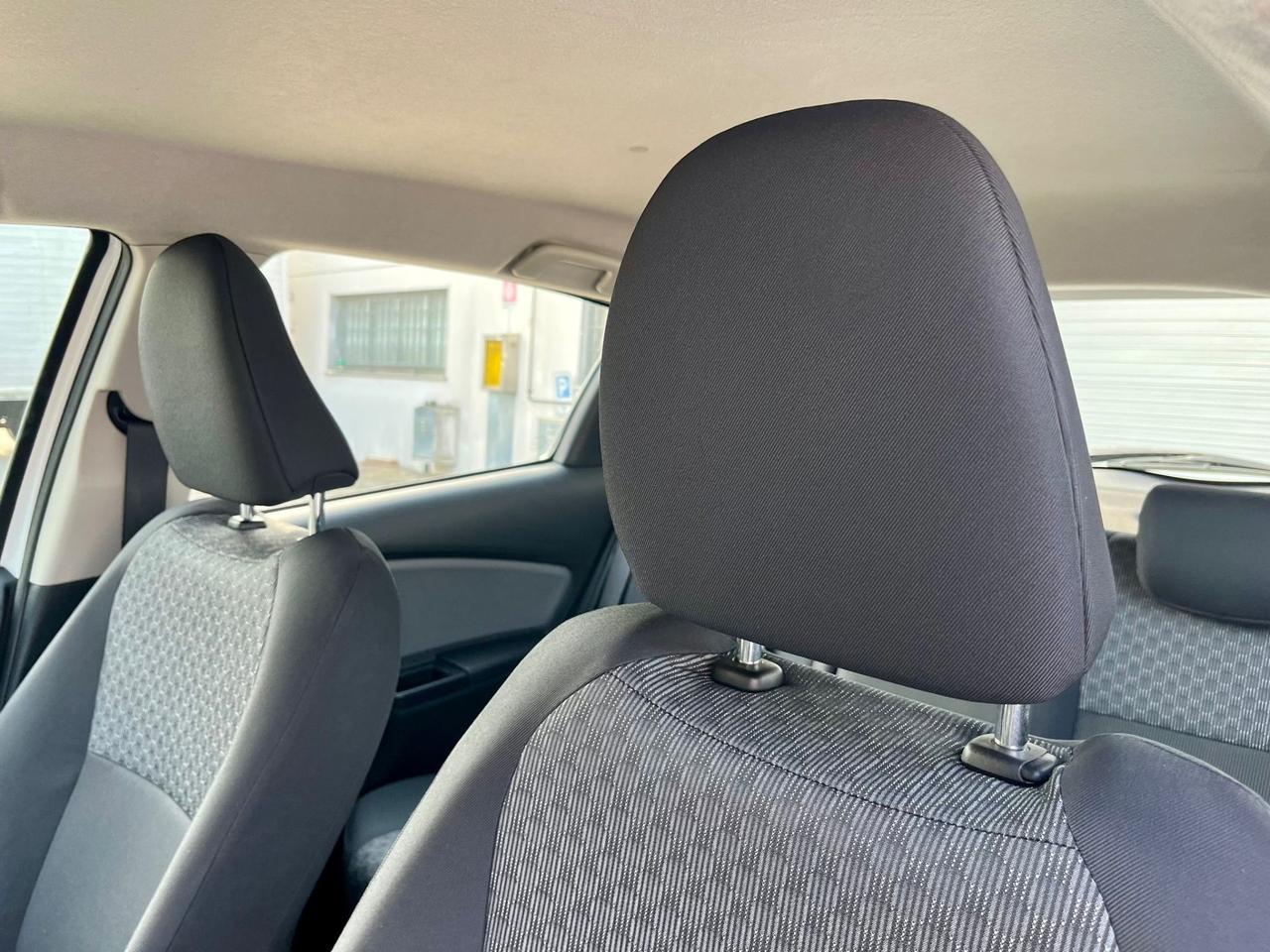 Toyota Yaris 1.5h 2015 61.000km pari al nuovo