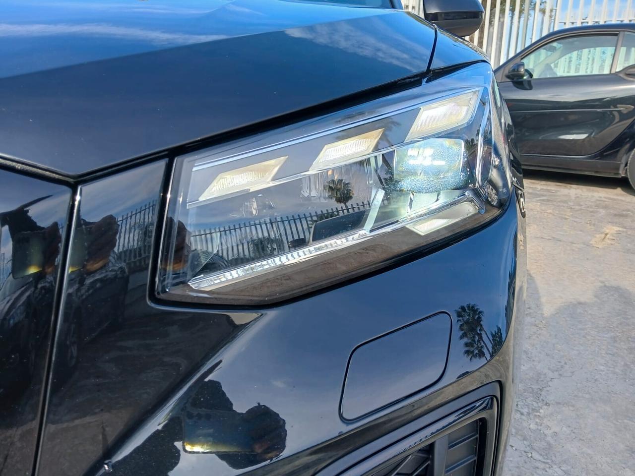 Audi Q2 30 TDI S line Edition