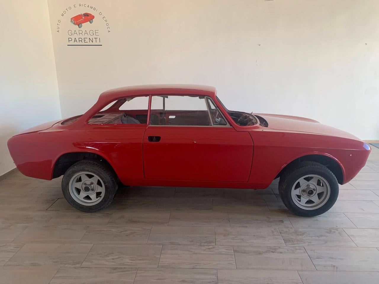 Alfa Romeo GT 1300 Junior