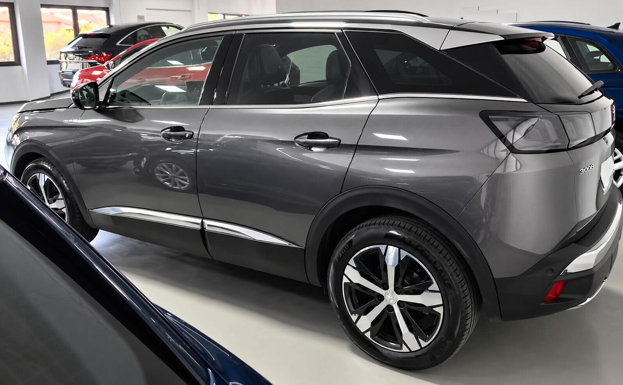 Peugeot 3008 130cv EAT8 GT Pack tetto panoramico