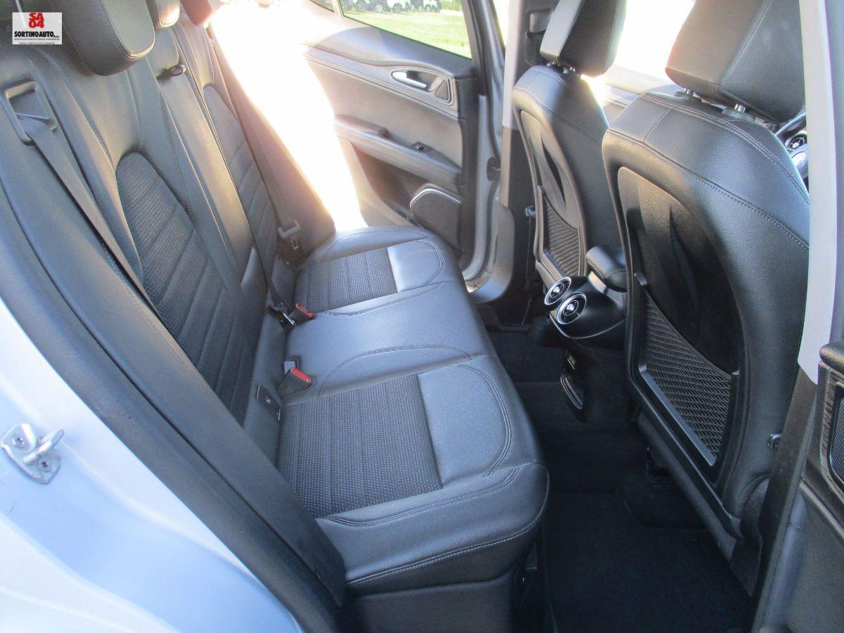 A.R.Stelvio 2.2 T.diesel 190cv AT8 RWD Exec.-2021 FULL