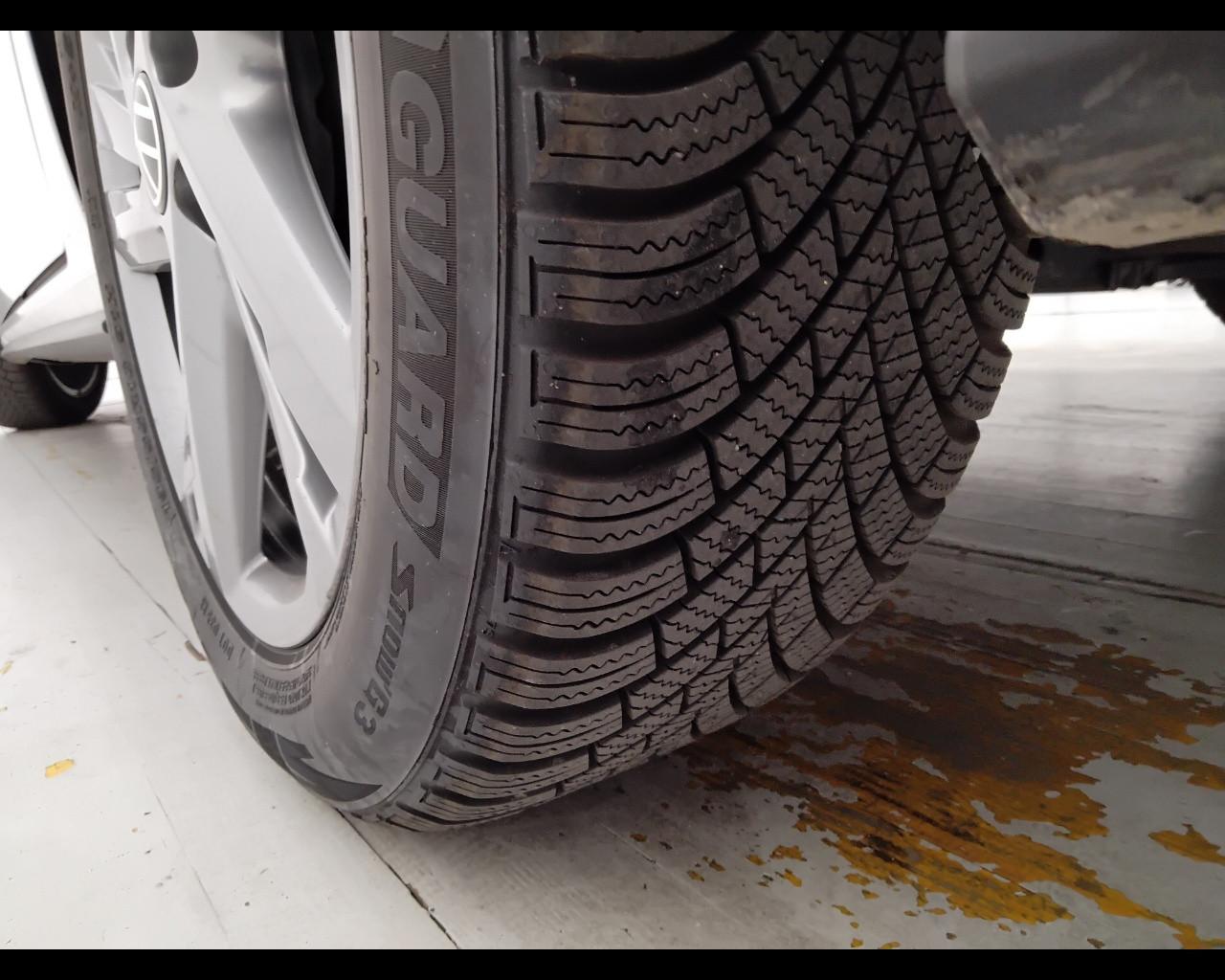 VOLKSWAGEN Polo VI 2022 - Polo 1.0 tsi R-Line 95cv