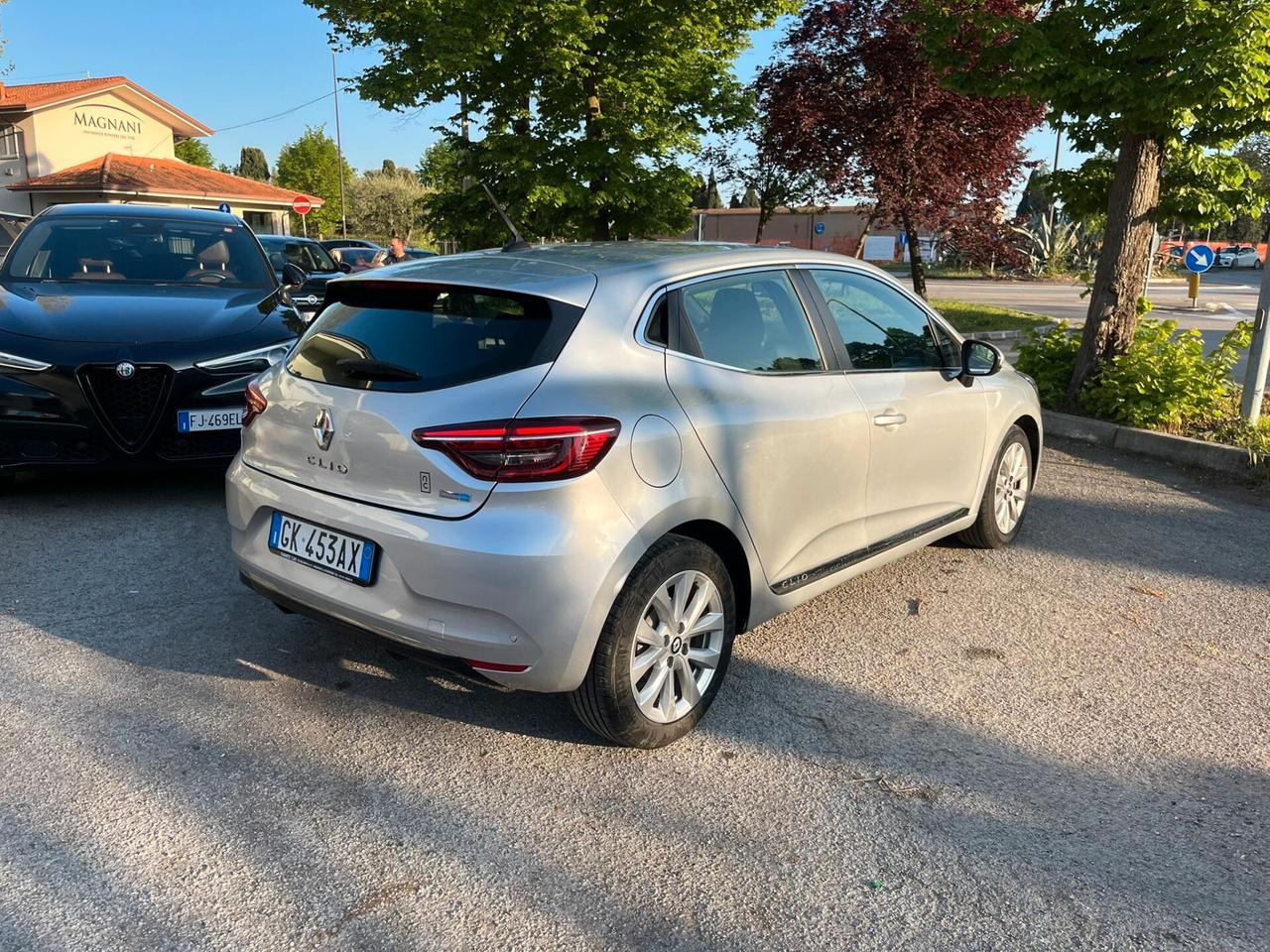 Renault Clio Full Hybrid E-Tech 140 CV 5 porte Intens