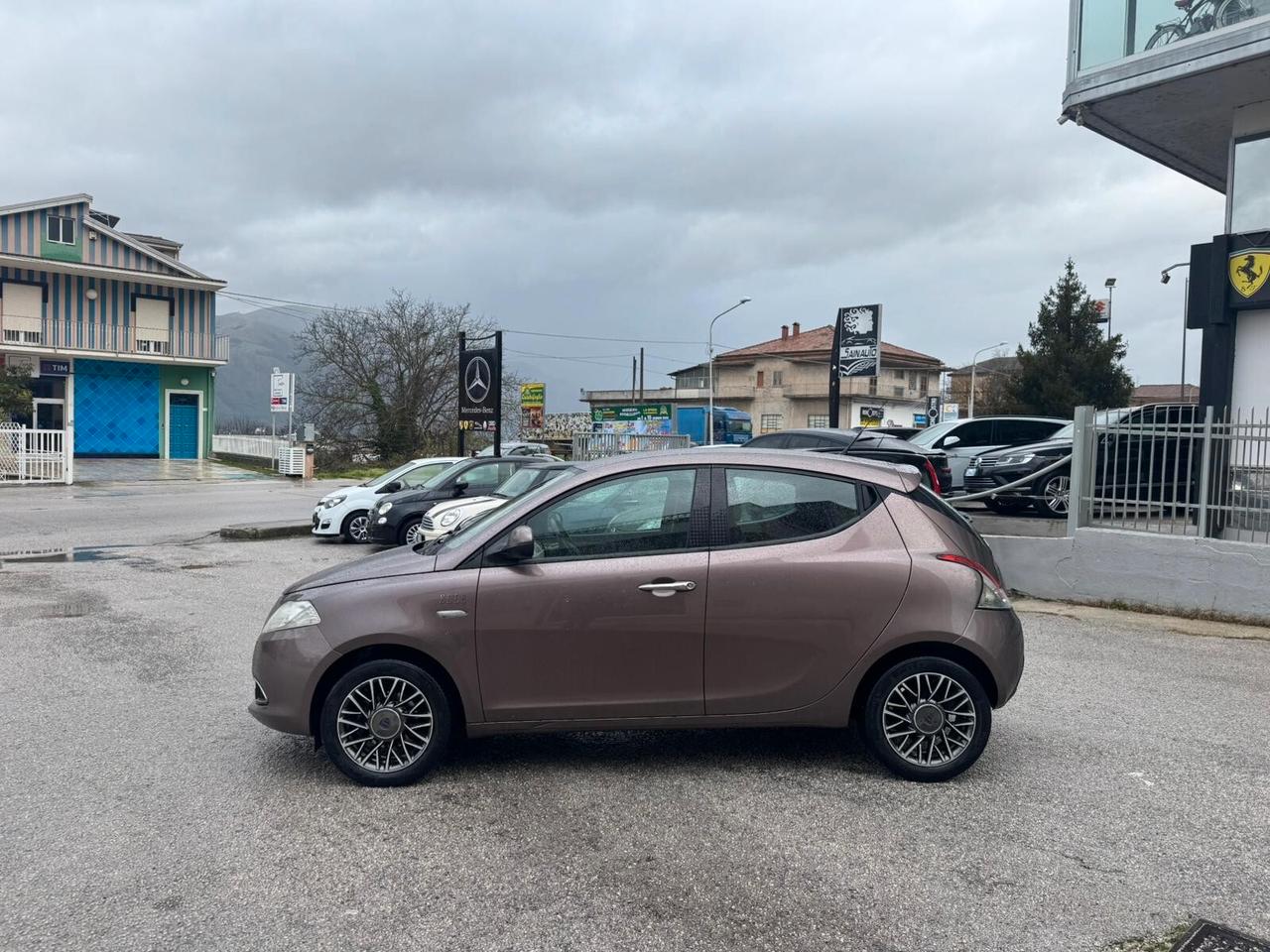 Lancia Ypsilon 1.3 MJT 95 CV 5 porte S&S Elle GARANZIA