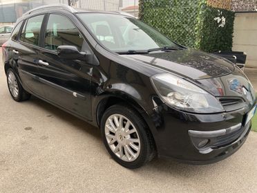 Renault Clio benzina 1.2 16V SporTour Rip Curl