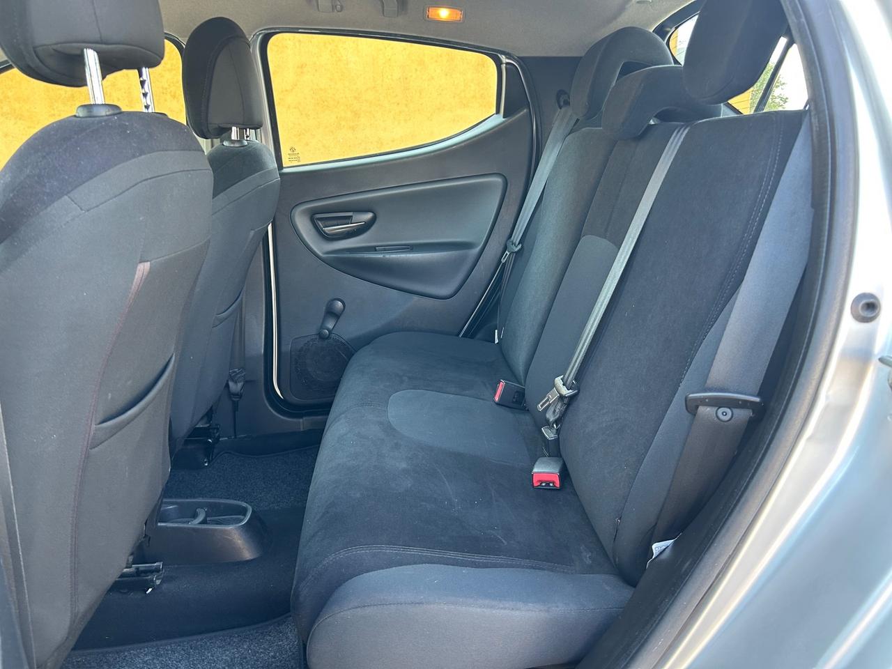 Lancia Ypsilon 1.2 69 CV 5 porte GPL Ecochic Gold