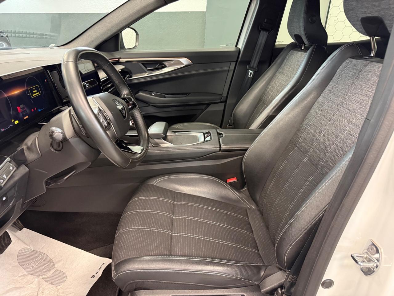 Renault Austral Full Hybrid E-Tech 200cv Techno iva esposta