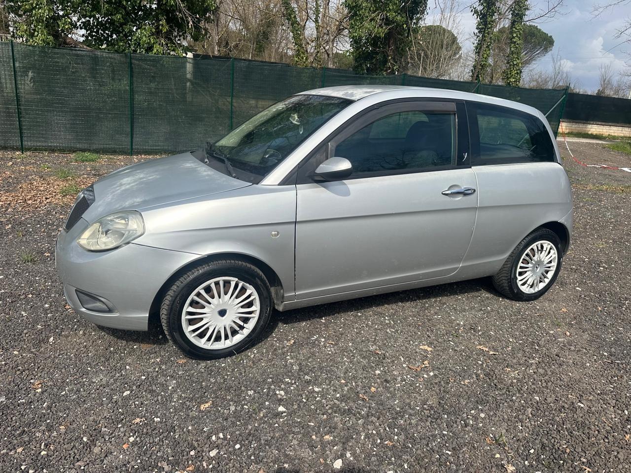 Lancia Ypsilon 1.2