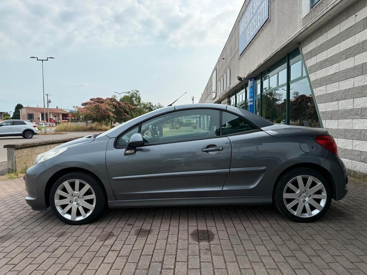 Peugeot 207 1.6 VTi 120CV CC Roland Garros