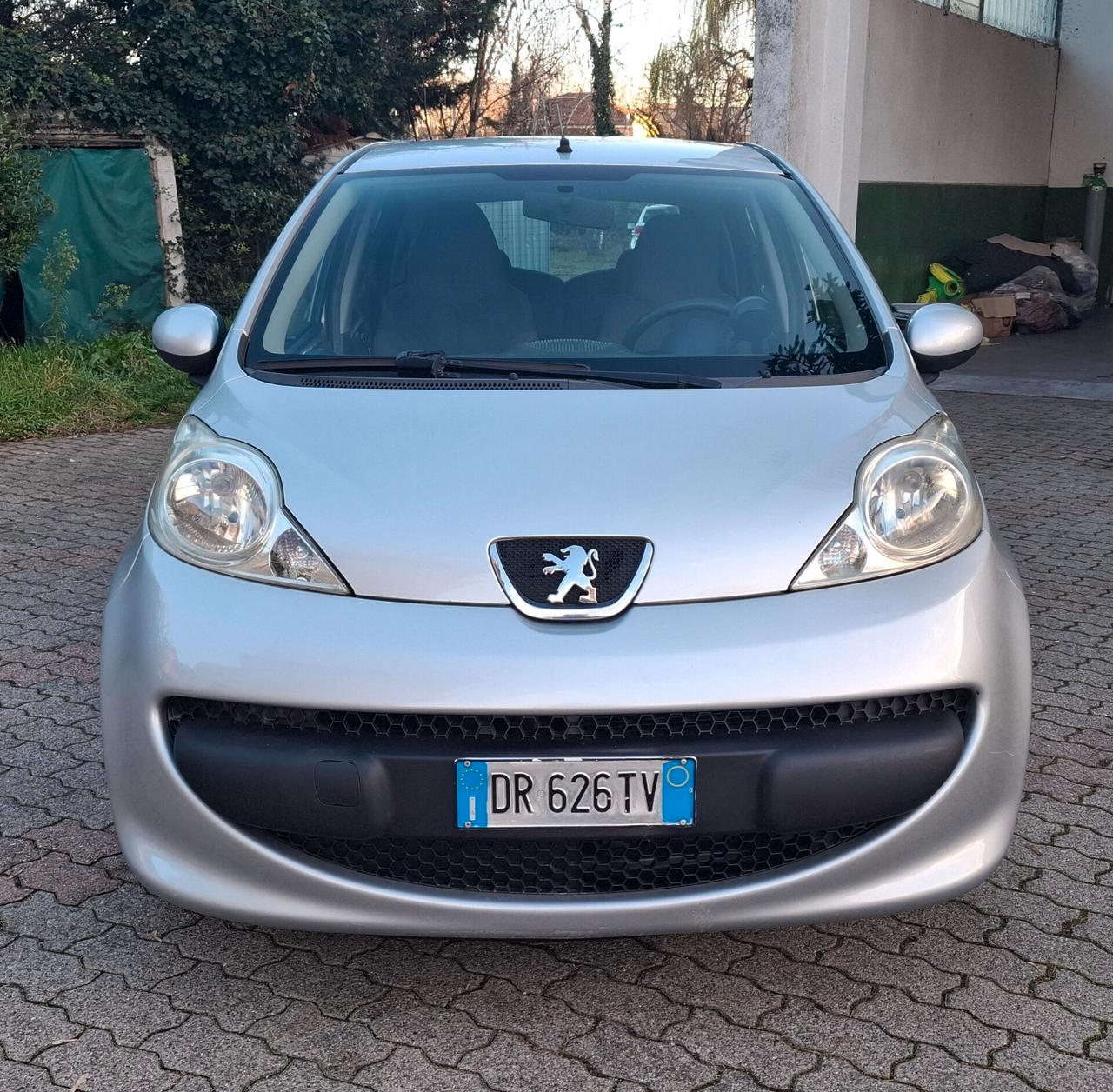 Peugeot 107 1.0 68CV 5p. Desir