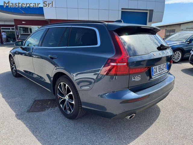 VOLVO V60 2.0 B4 197cv Auto MOMENTUM PRO - GK864FV