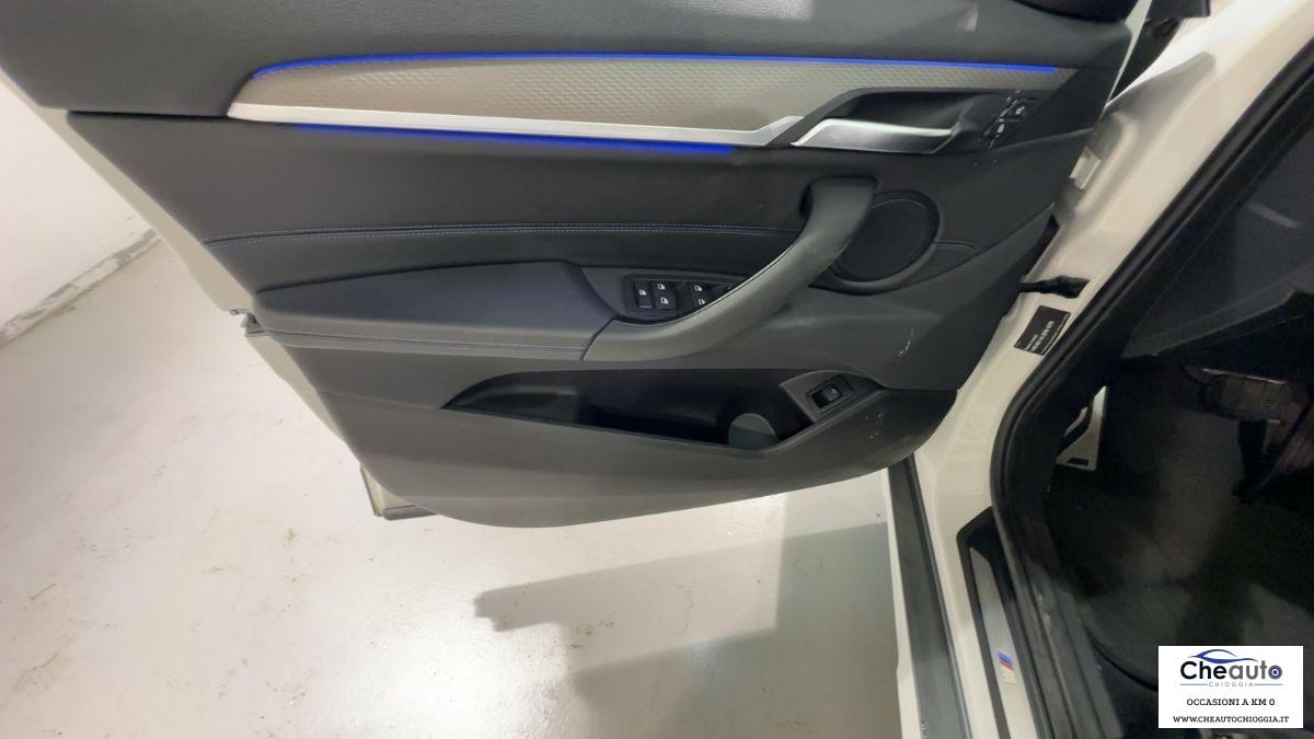 BMW - X2 - sDrive18i Msport