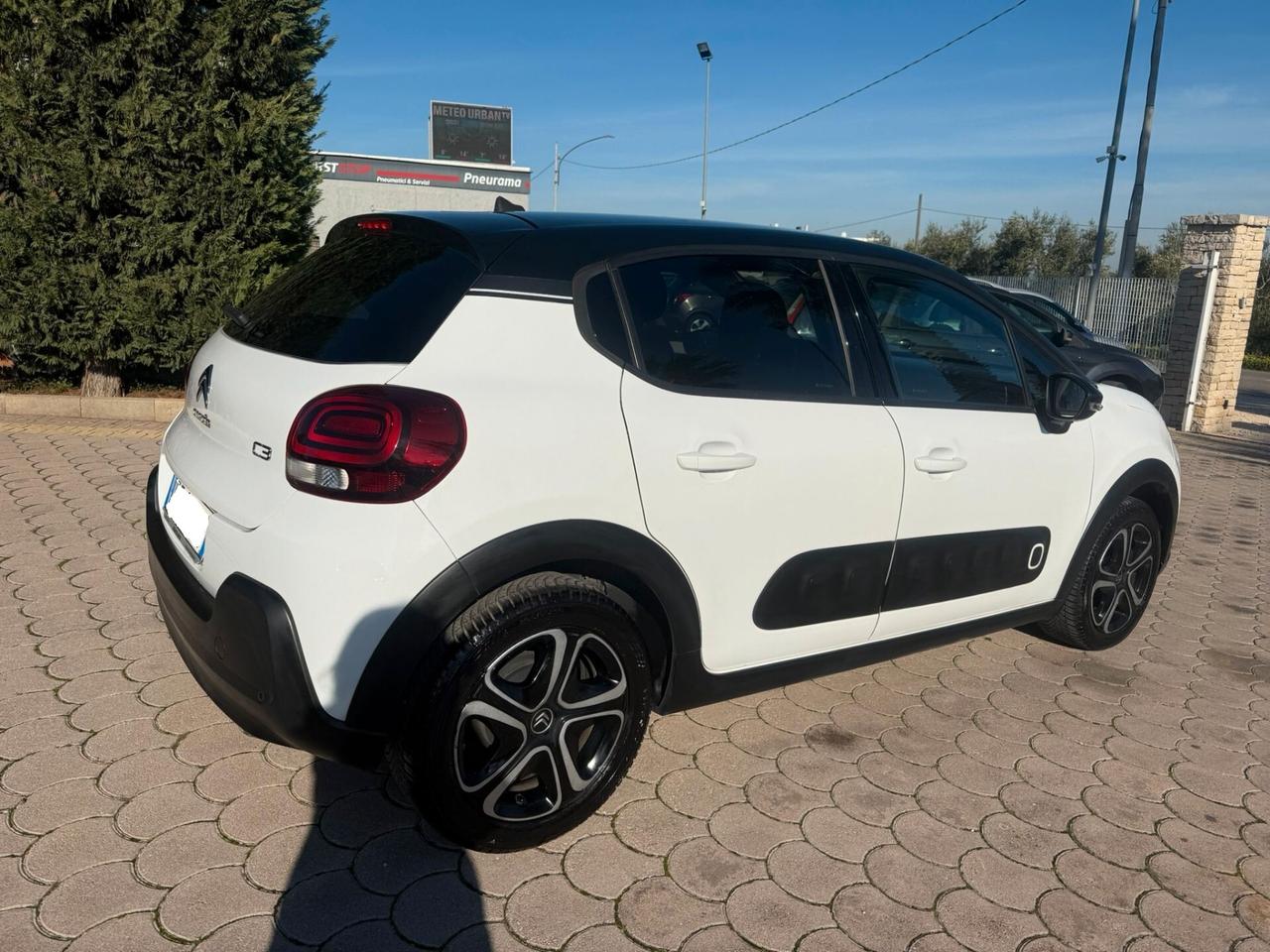 Citroen C3 PureTech 82 GPL Shine