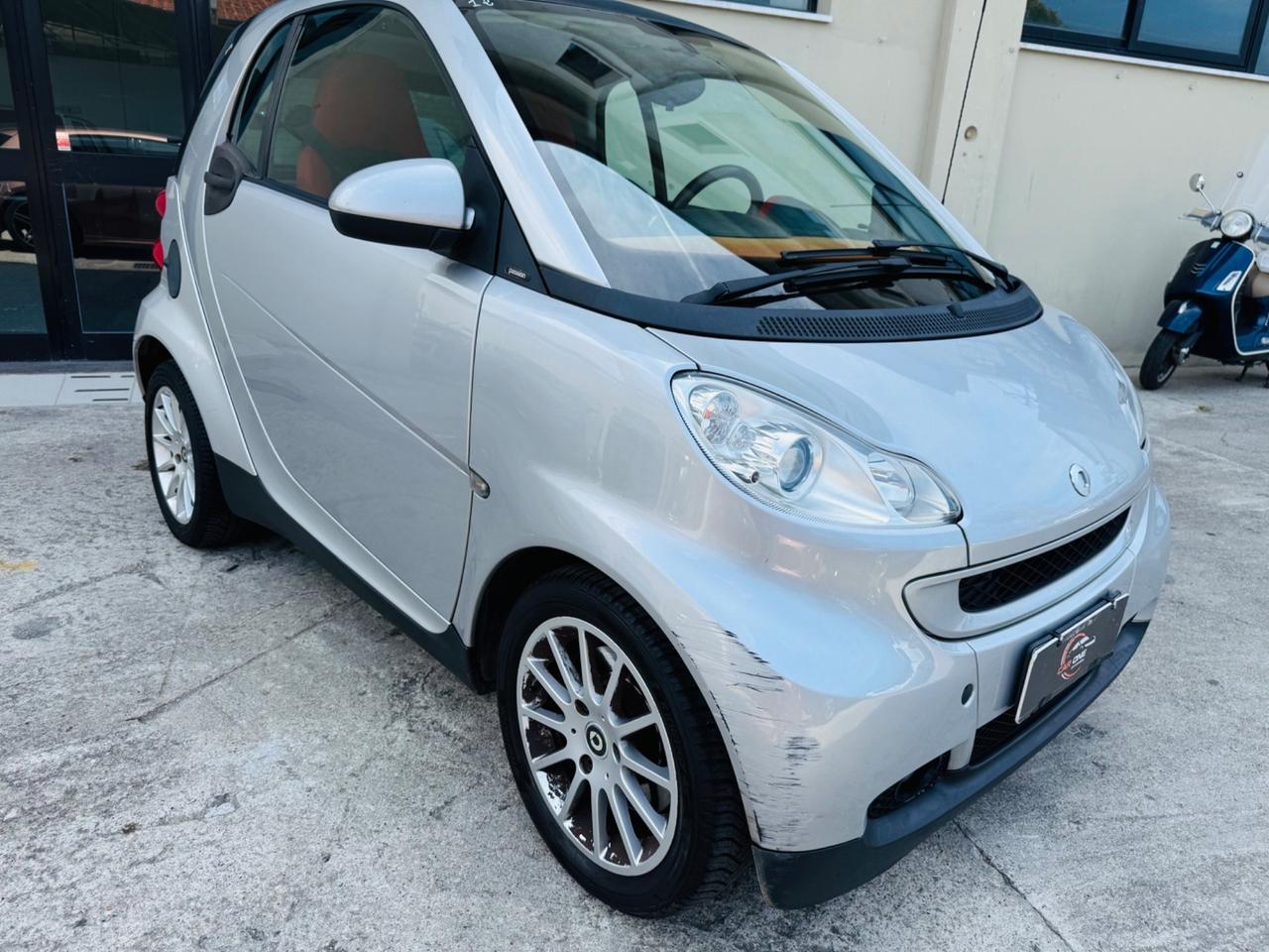 Smart ForTwo 1000 52 kW coupé Limited TWO