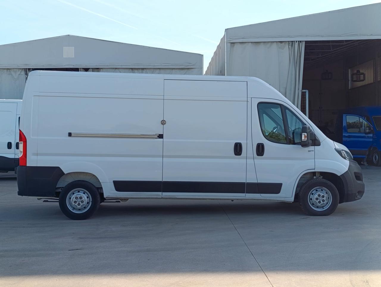 PEUGEOT Boxer 335 2.2 bluehdi 140cv S&S L3H2 (Premium)