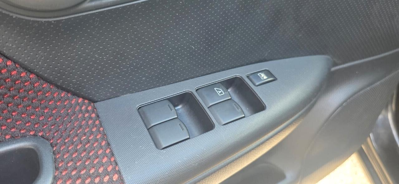 Nissan Note 1.4 Benzina Neopatentati