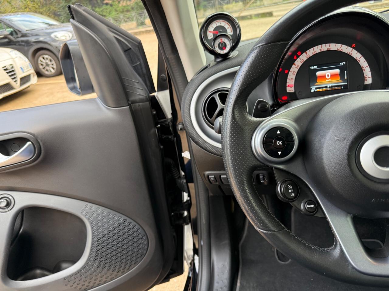 Smart ForTwo 70 1.0 twinamic Super-Passion