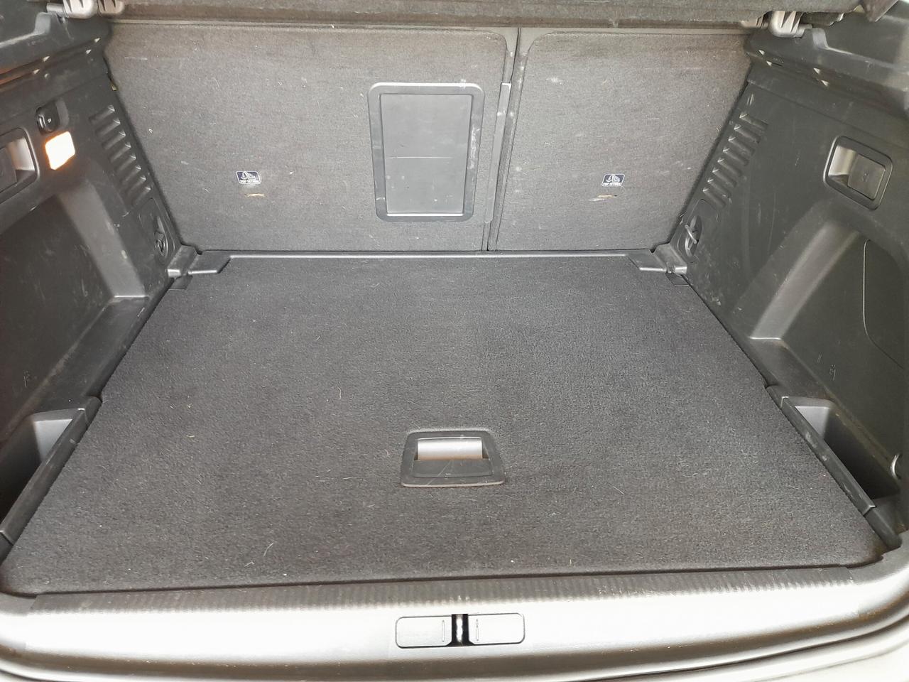 Peugeot 3008 BlueHDi 130 S&S Business