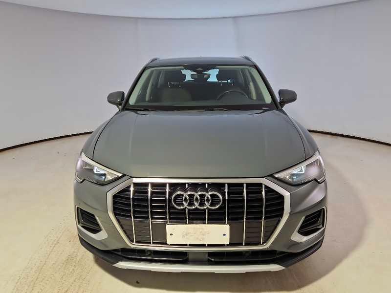 AUDI Q3 35 TDI S tronic Business Advanced