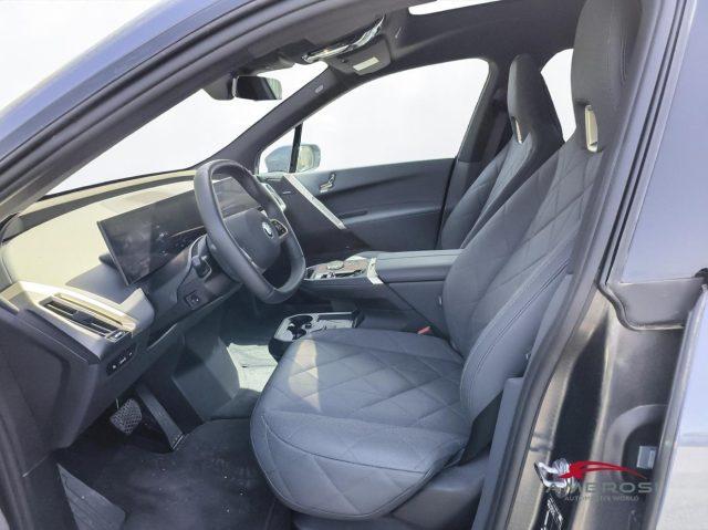 BMW iX xDrive40 Pacchetto Sportivo