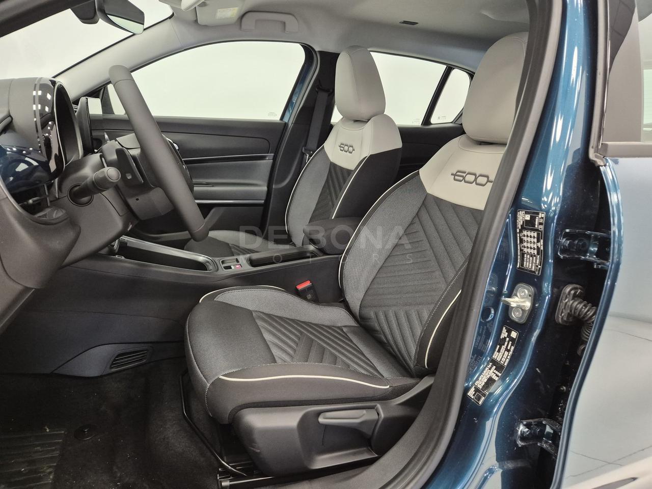 Fiat 600 1.2 hybrid icon 145cv auto