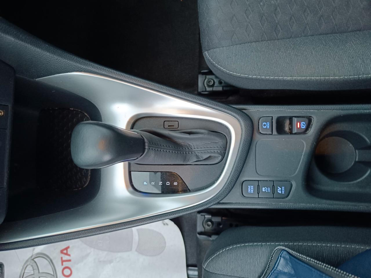 Toyota Yaris 1.5 Hybrid 5 porte Trend