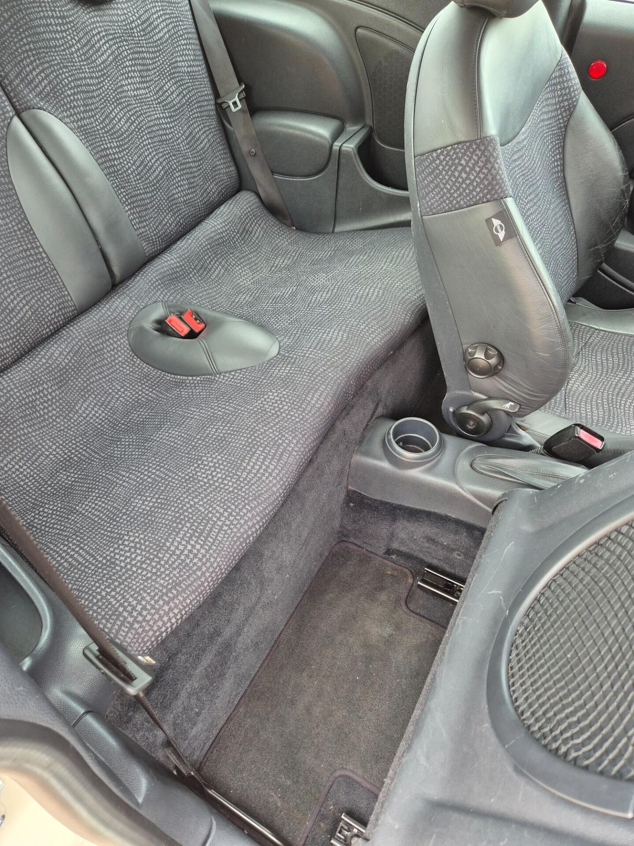 Mini 1.6 16V One neopatentati
