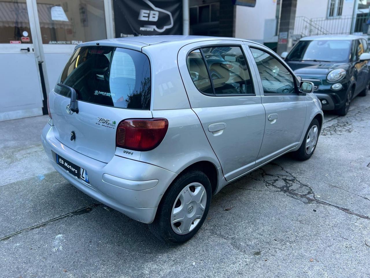 Toyota Yaris 1.0i 16V cat 5p Expo Clima