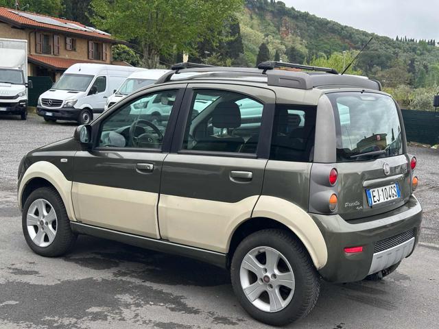 FIAT Panda 1.3 MJT 16V DPF 4x4 Climbing