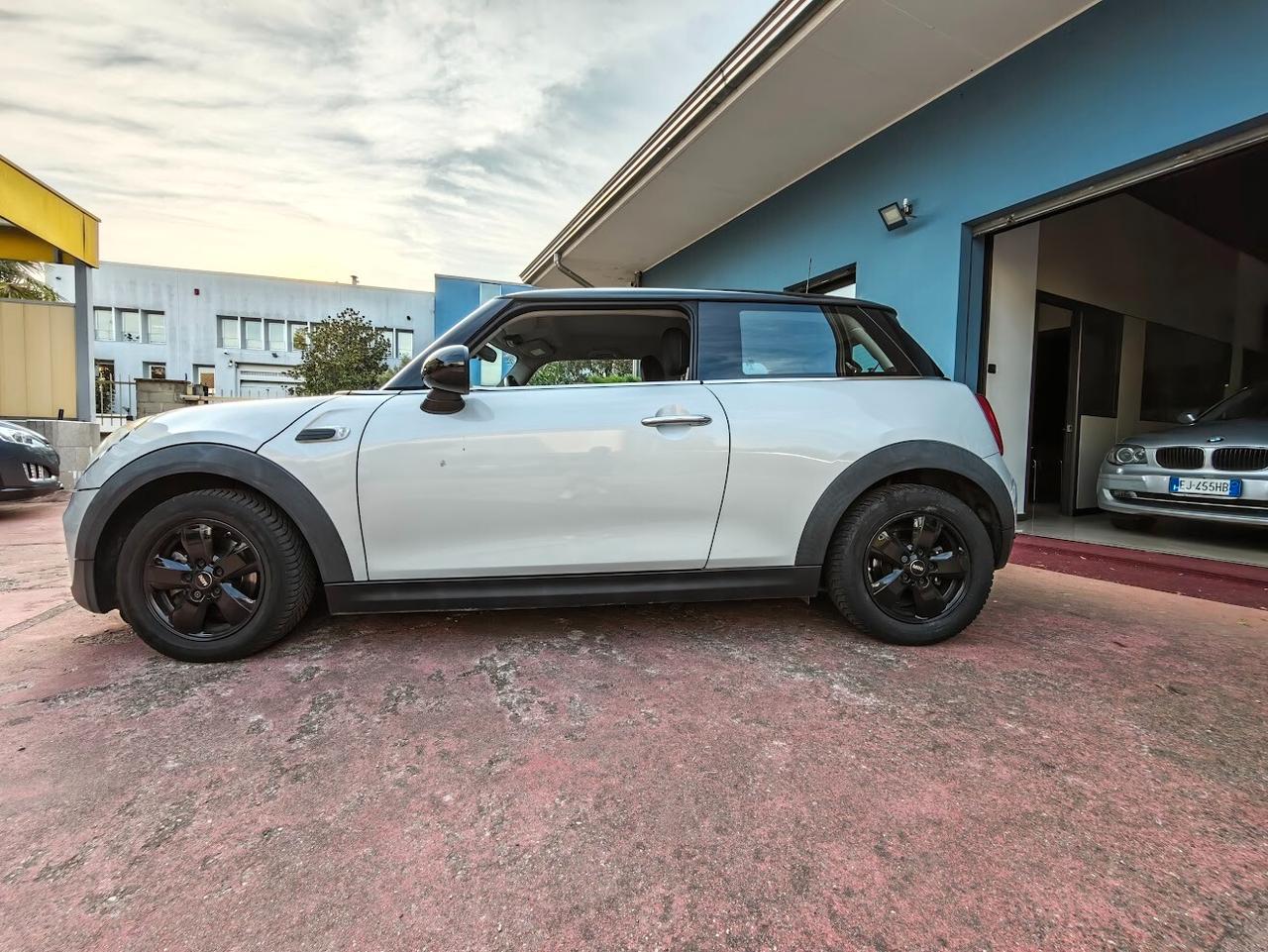 Mini 1.5 Cooper D NEO PATENTATI SOLO 142MILA KM EURO6!!!!