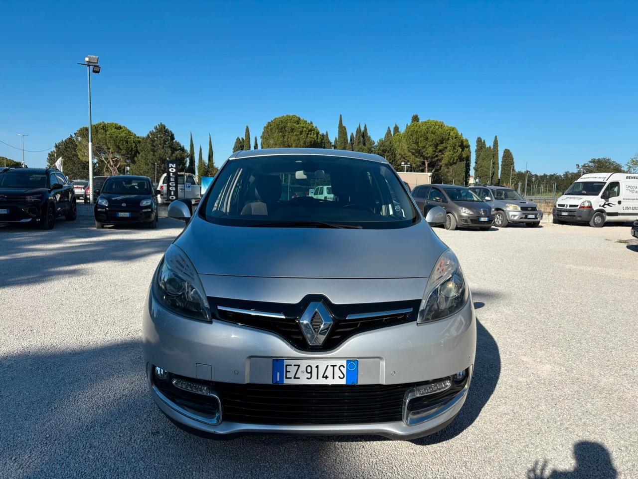 Renault Scenic XMod 1.5 dCi 110CV Tua a 90€ al Mese