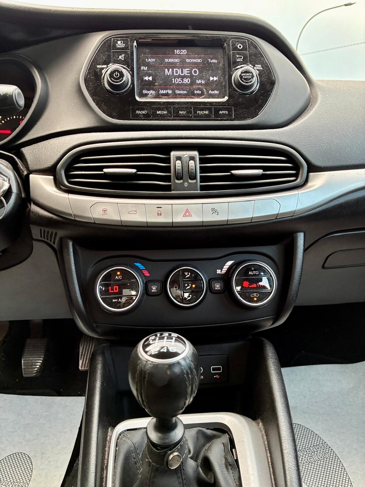 Fiat Tipo 1.6 Mjt 4 porte Lounge - ok neopatentato