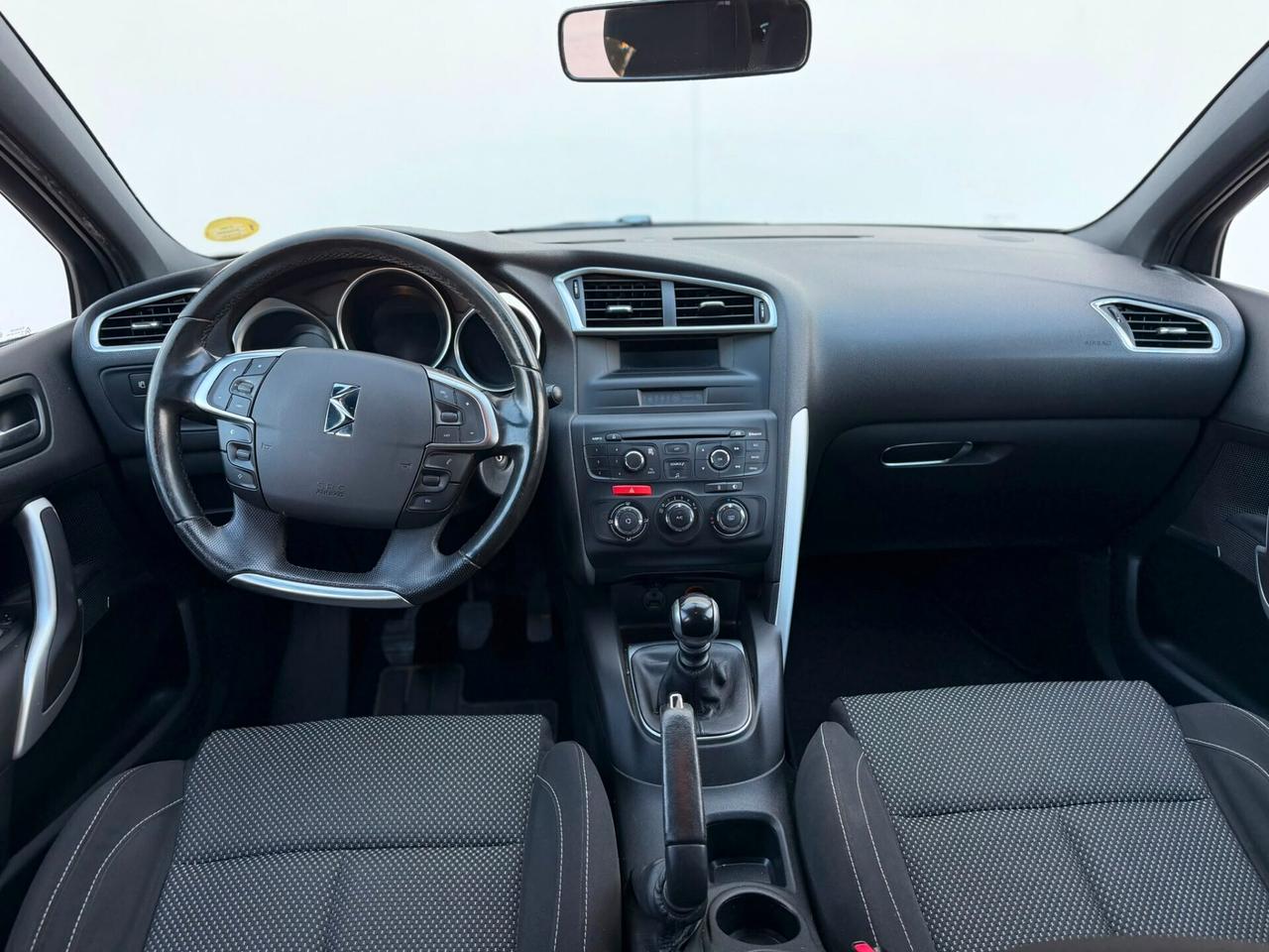 DS4 1.6 e-HDi Berlina 110cv 145000KM