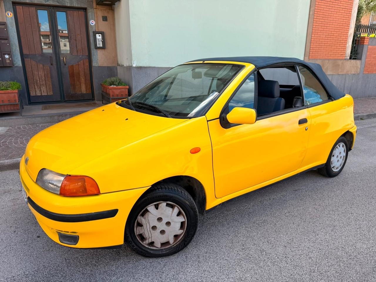 Fiat Punto 60 cat Cabrio 1.2 BENZINA CON 180MILA KM