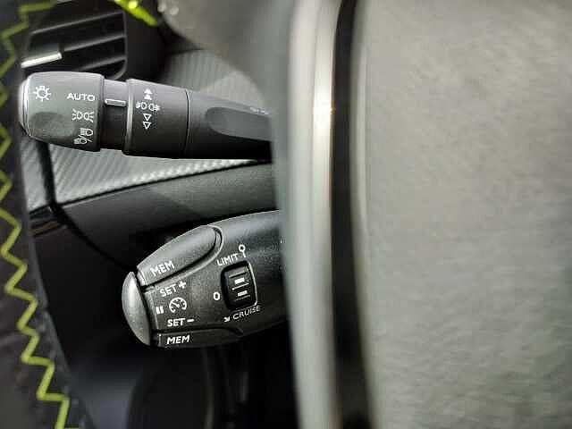 Peugeot 2008 BlueHDi 110 S&S GT