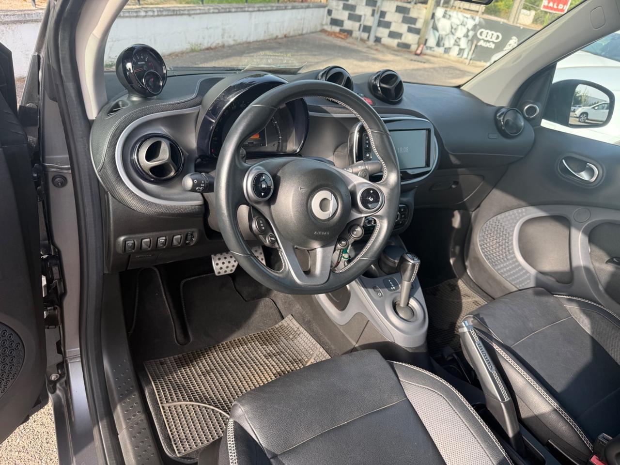 Smart ForTwo BRABUS 0.9 Turbo twinamic cabrio Xclusive