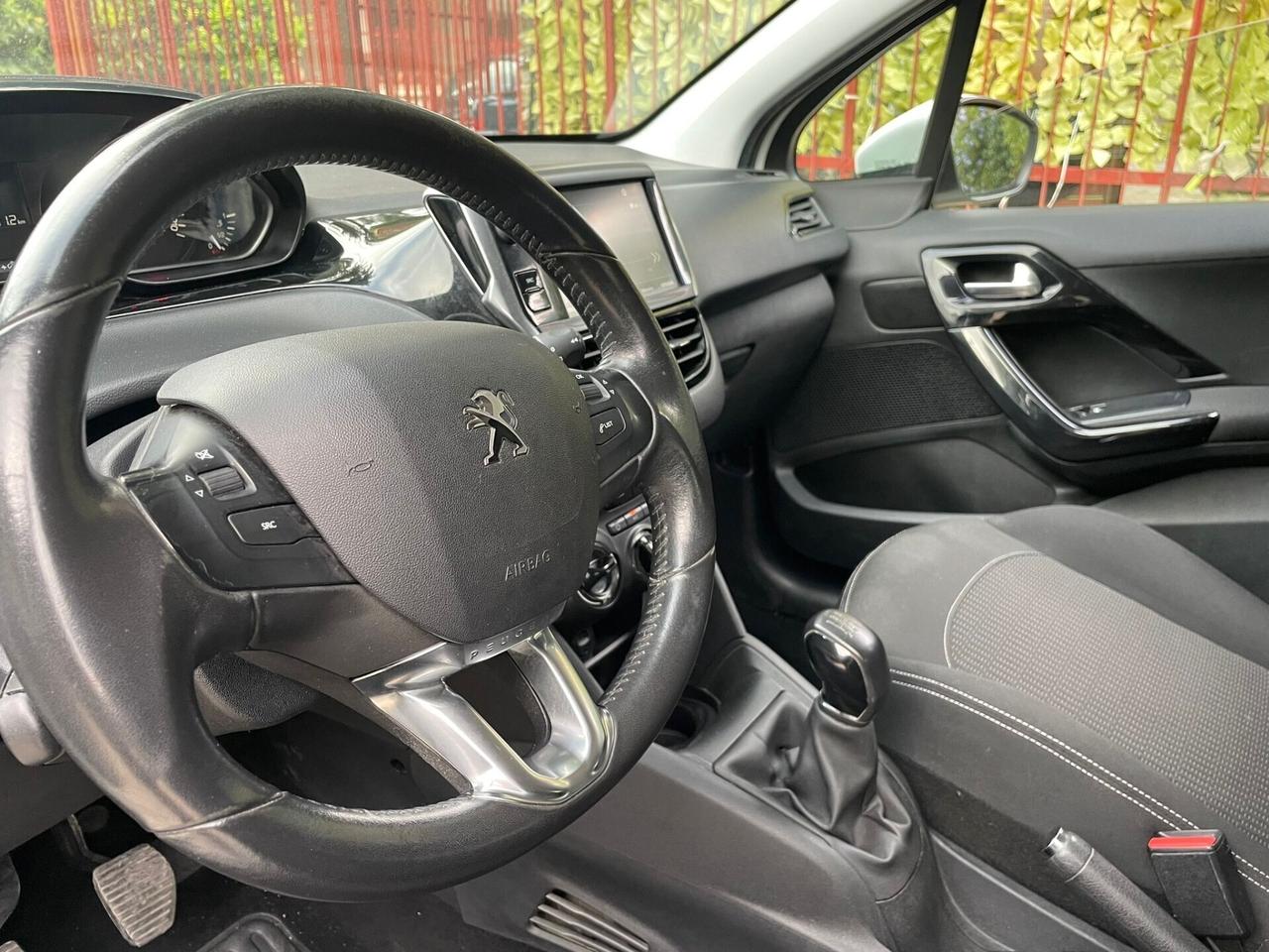 Peugeot 208 BlueHDi 75 5 porte Allure