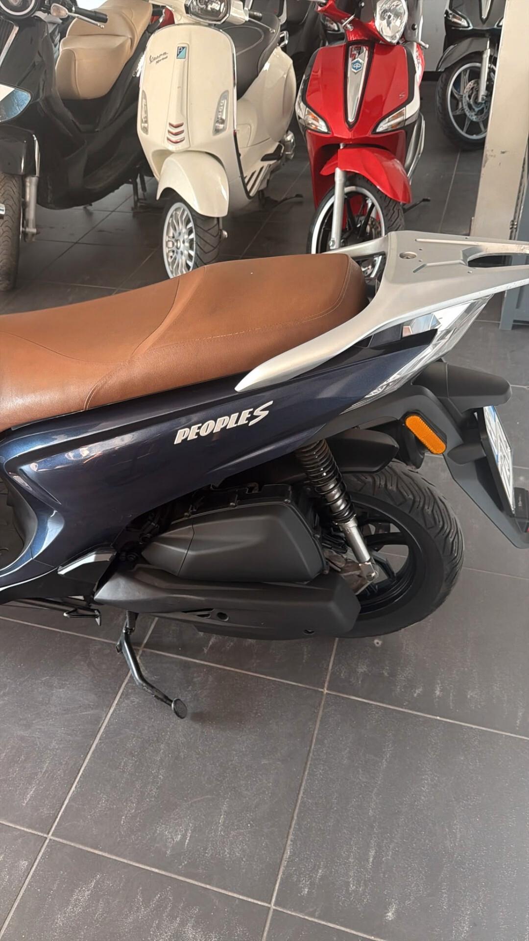 Kymco People 150