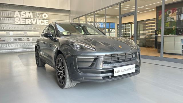 PORSCHE Macan 2.0